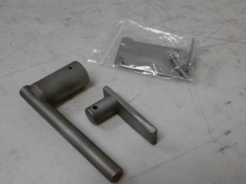 82940 New-No Box, Ross 9964601 Assembly Latch