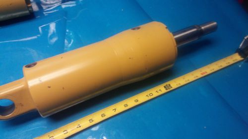 New cat hydraulic cylinder 3-1/2&#034; bore x 4&#034; stroke tilt forklift  (g2) for sale