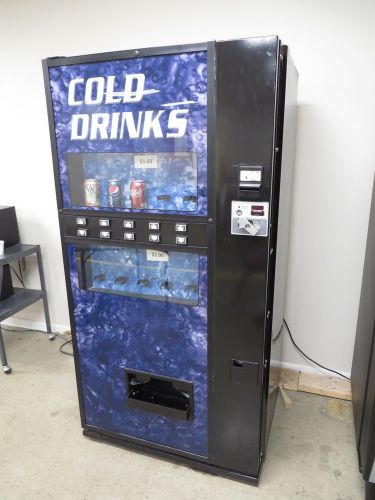 AS-IS Dixie-Narco DN 720P T/SII-10 Refrigerated Beverage Vending Machine