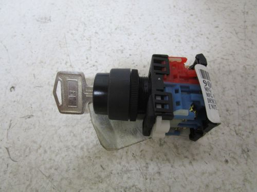 FUJI ELECTRIC AR22JR-2D11C KEY OPERATOR SELECTOR SWITCH *NEW OUT OF BOX*