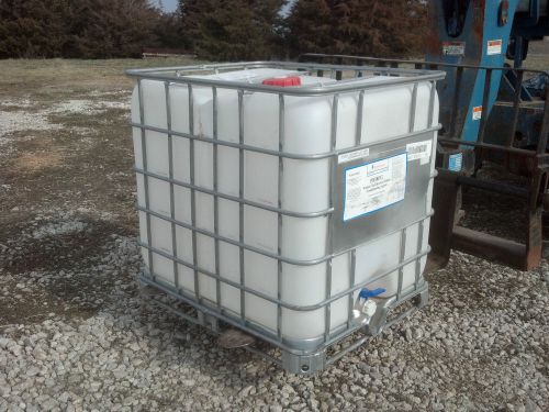 1- plastic poly tote 250 gal bulk liquid storage tank container on pallet cradle for sale