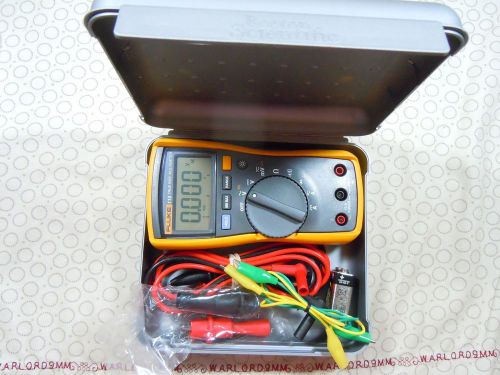 Fluke 115 true rms multimeter with leads + free storage case - 57073. for sale
