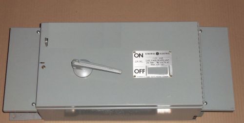 NEW GE THFP THFP224 200 AMP 240V FUSIBLE PANEL PANELBOARD SWITCH