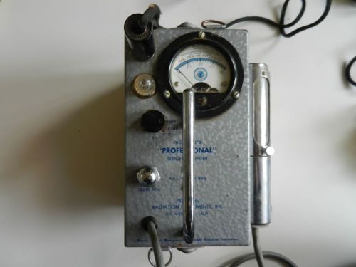 Geiger Counter-Vintage Model 107B Precision Radiation Instr &#034;The Professional&#034;-