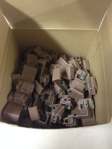 NEW BOX OF 100pcs 3M  Self Stripping 567 Connectors P/N 054007-14887