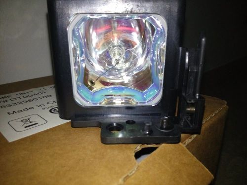 ORIGINAL Hitachi Projector Lamp DT00401- lowest Only 1 left