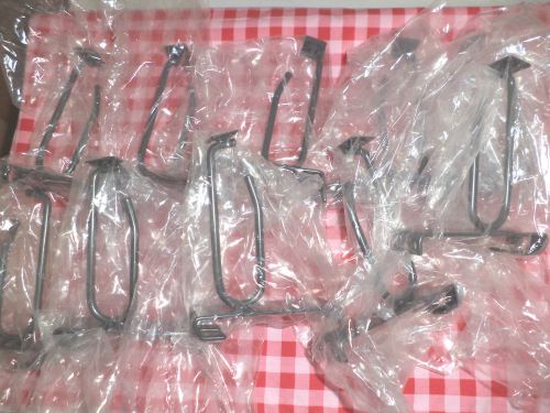 @-@ 10 pc lot of 3&#034; grid wall scanner hooks for a 3&#034; square grid wall display for sale