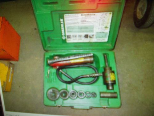 GREENLEE KNOCKOUT PUNCH AND HYDRAULIC DRIVER SET, 767 PUMP, 746 RAM