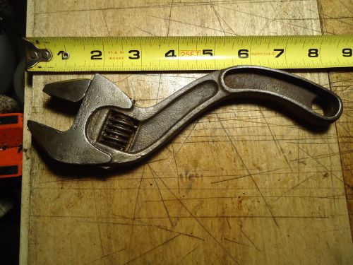 8 INCH CURVED WRENCH
