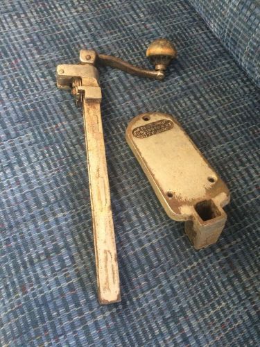 Edlund Commercial Table Can Opener - No 2 Vintage Antique