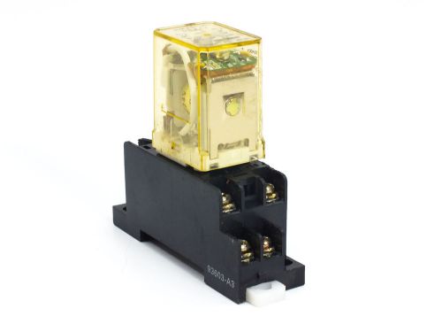 Idec rm seriesminiature relay 24 vdc plug-in type with indicator (rm2s-ul) for sale
