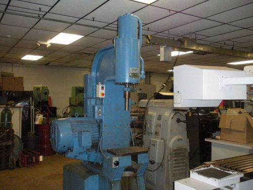 20 ton greenerd c-frame hydraulic press, 30&#034; daylight, 21&#034; stroke for sale