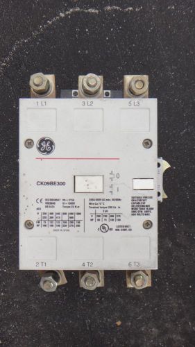 GE General Electric CK09BE300 Contactor 200A 600V (220-250V Coil)