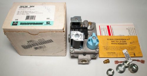 White Rodgers 36E36 304 Manifold Gas Valve Universal w/ Reducer Bushings LP Kit