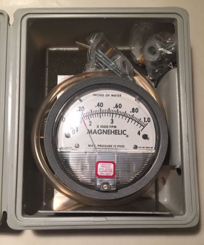Dwyer magnehelic differential pressure gage 2001c w/ case hardware hvac gauge for sale