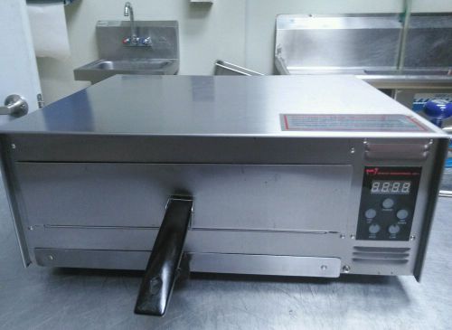 Wisco Industries 425A Commercial Pizza Oven w/ Digital Controls