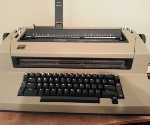 IBM Selectric III Correcting Typewriter | Refurbished | clean ready to type