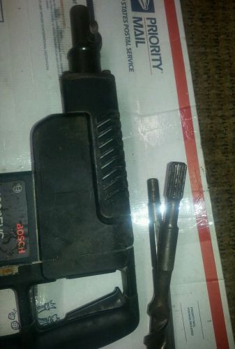 Bosch Rotary Hammer Drill. Model 11220EVS. W/ 1 chisel and drilll bit .