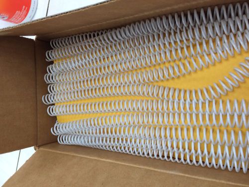Box of 100 12mm(1/2&#034;) 4:1 Pitch White Plastic Coils