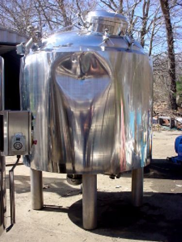 560 GALLON 316 STAINLESS STEEL JACKETED REACTOR  w/ 5 Hp bottom mixer 2500 liter