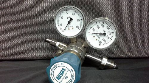 Airgas max regulator 50 psig use no oil max psi 3500 y12-244b for sale