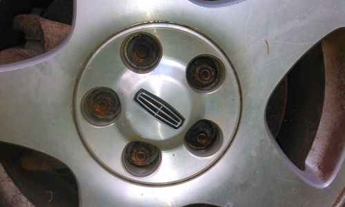 2000 2001 2002 Lincoln LS Wheel Center Cap Lug Nut Cover (Part # 3W43-1A096-CA)