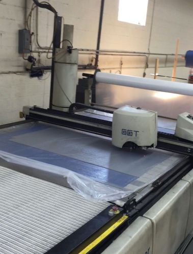 Gerber technology automated fabric cutting machine 3000 for sale