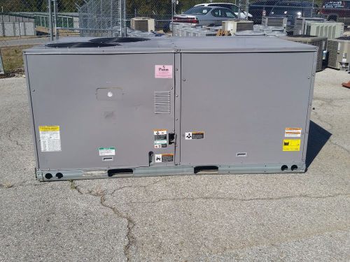 Carrier commercial 7.5 ton gas heat/electric cool package unit 460 volts 3 phase for sale