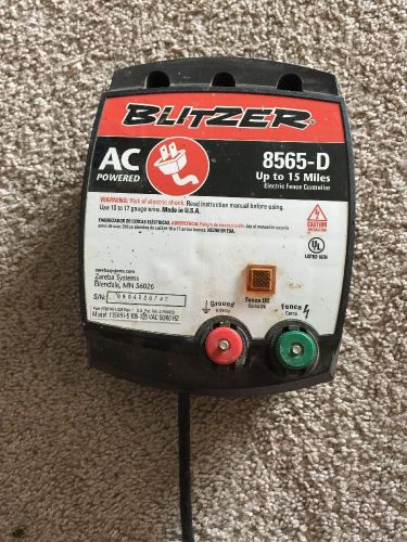 ZAREBA BLITZER 8565-D 15 MILE ELECTRIC FENCE CONTROLLER