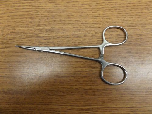 V. Mueller SU2702 Halsted Mosquito Forceps