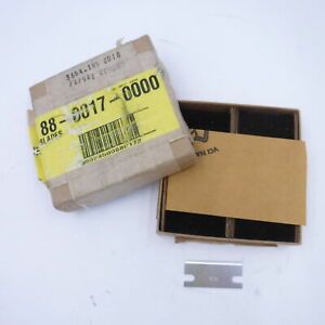 200 Pc Stainless Steel Straight Knife Textile Celanese Blades 42mm 88-0017-0000