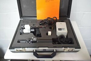 Zeiss HSO-10 portable slit-lamp with carrying case