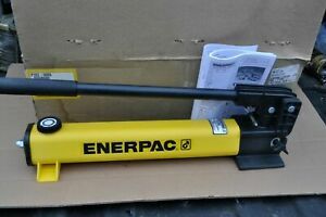 Enerpac P392-3000 Hydraulic Hand Pump 700 Bar  3,000 PSI  USA MADE  New