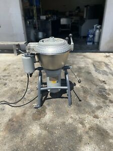 hobart VCM 40 Vertical Cutter