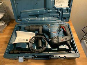 Bosch RH540M - SDS-max 1-9/16 In. Combination Hammer