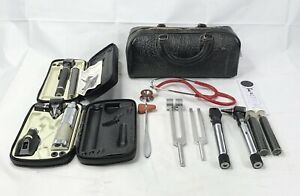 Welch Allyn Lot Pocketscope Model 211 Head With Base With Other Devices