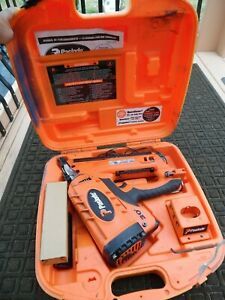 Paslode 30 degrees Cordless Framing nailer 2 batteries CF-325 Part No 902200