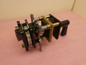 GENERAL ELECTRIC 16SB1288A3061G1X2 ROTARY SWITCH TYPE SB-1