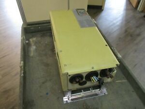 Yaskawa Z1000 AC Drive CIMR-ZU2A0114FAA Rev. A 40HP 3Ph w/ Keypad Used