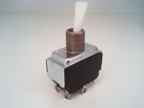 Toggle switch und. lab 2 pos carling 10a 250v ac 15a 125v ac 3/4hp 250v ac 6 pin for sale