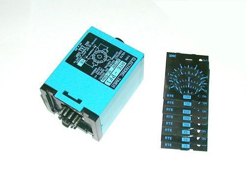 New idec  time delay relay 0-10 miinute  model rtepf1 for sale