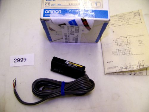 (2999) Omron Photoelectric Switch E3C-VS7R