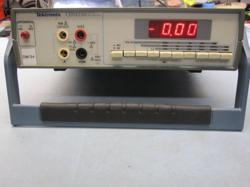 TEKTRONIX CMD250 DIGITAL VOLT METER Volt AC,DC, Ohms Current Bench Multimeter