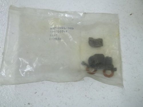 AMPHENOL 97-3057-4 CONNECTOR *NEW IN A FACTORY BAG*