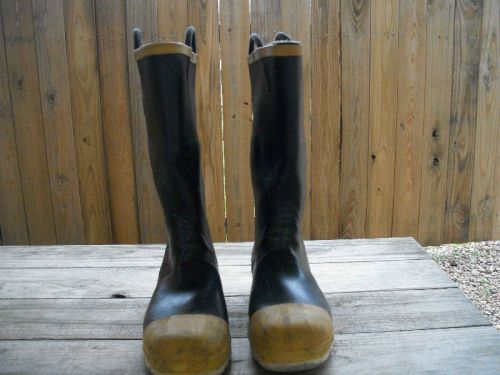 USED Firefighter Rubber Boots Turnout Gear  MFR: Black Diamond Size: 11-1/2M