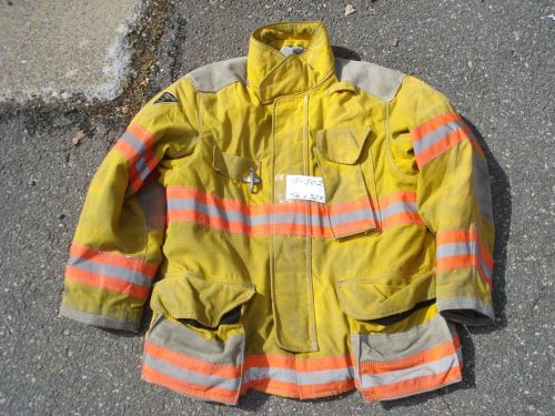 46x32 Jacket Coat Firefighter Bunker Fire Gear LION JANESVILLE......J302