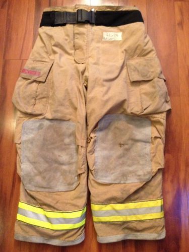 Firefighter pbi bunker/turn out gear globe g xtreme used 42w x 28l 2005 guc for sale