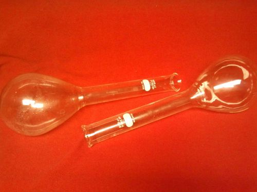 Glass round bottom boiling flask (2) pyrex 800 ml for sale