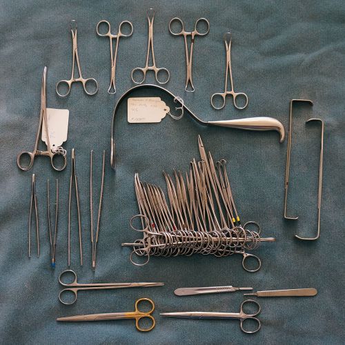General surgery set (lot of 39 pieces) for sale
