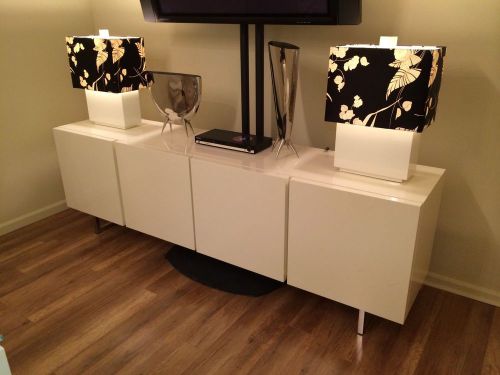!! AMAZING DEAL !! Modern Console - WHITE